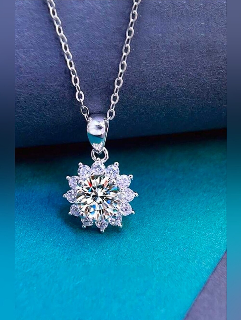 $8 Each Or Bundle 5/$20 Sterling Silver Clear Crystal Flower Pendant Necklace
